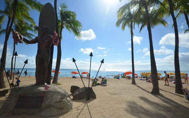 Waikiki Park Heights #1801 by RedAwning