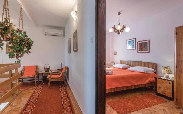 Stunning Home in Manjadvorci With Wifi and 3 Bedrooms