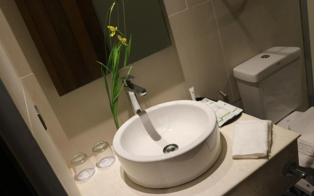 Acacia Hotel Bacolod