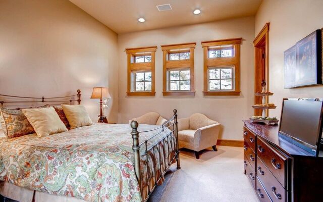 Grace Manor