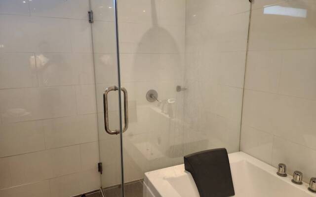 A2-stunning Seaview 4brs3baths Duplex Karon City