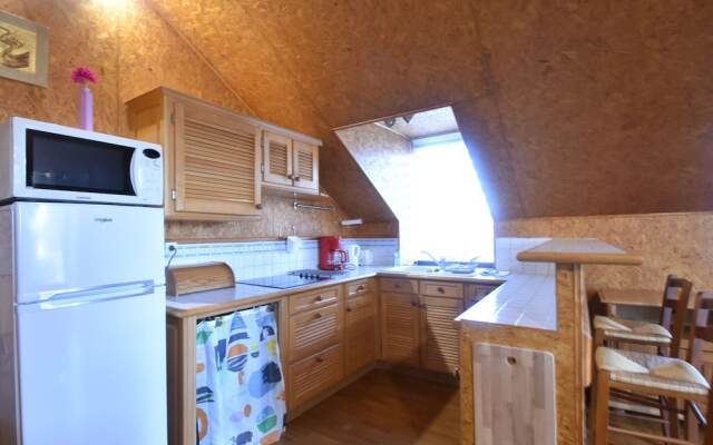 Modern Chalet in Bayeux With Garden