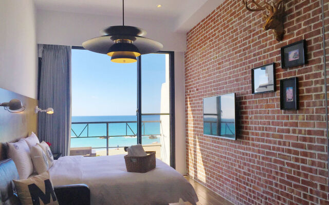 Minimi Inn - SailRock Beach House