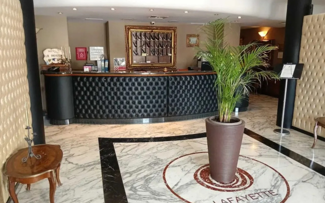 Hotel La Fayette Licola
