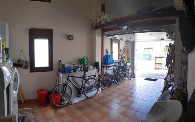 Chalet Elegante Y Funcional Playa