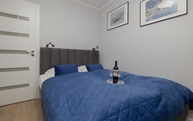 Little Laguna Apartments by Renters