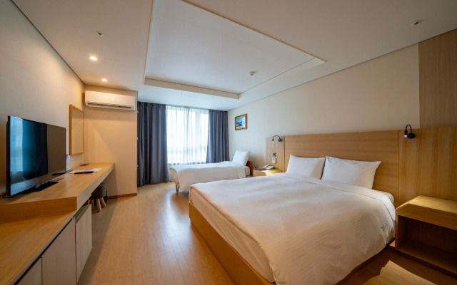 Crown Harbor Hotel Busan