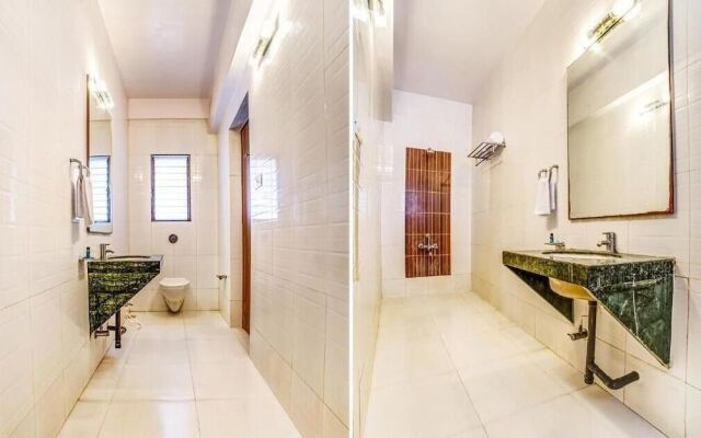 FabHotel Go Shirdi
