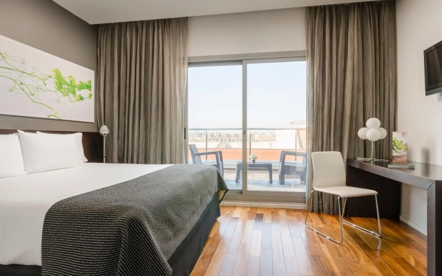 Отель Ikonik Lex