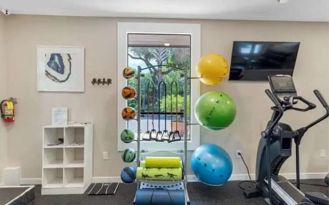 Makena Surf, #f-110 2 Bedroom Condo by RedAwning