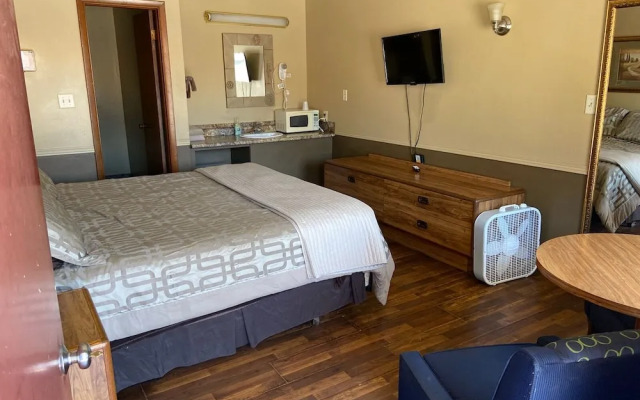 Blue Spruce Motel