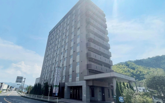Hotel Route-Inn Saiki Ekimae