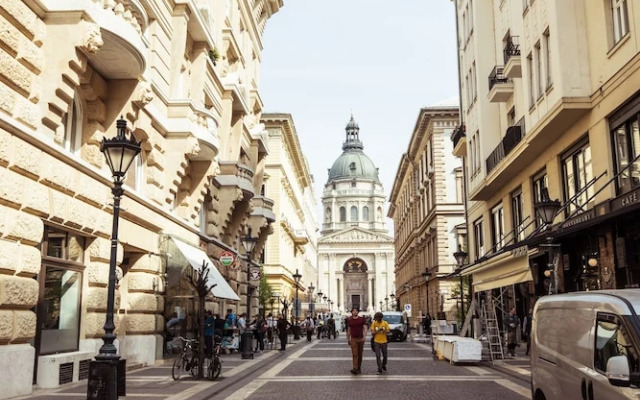 Budapest Easy Flat - Basilica Lux