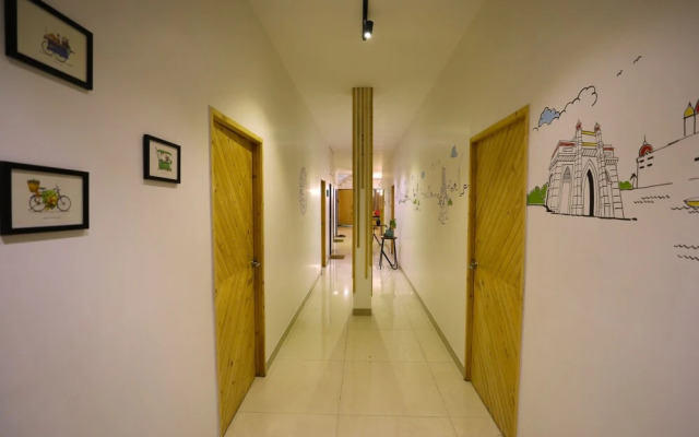 Nap Manor Hostels