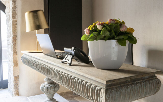 Allegory Boutique Hotel