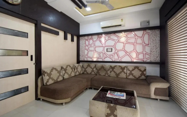 The Royal Inn by OYO Rooms