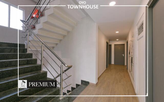 OYO Townhouse 199 Singapore Mall