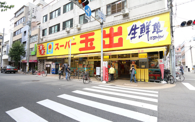 Elizabeth Garden Shinsaibashi