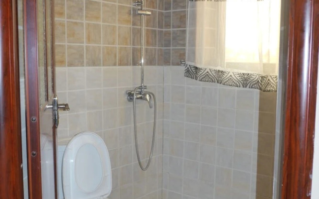Rosaline Suites Hotel