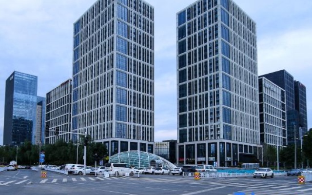 Jinhu Hotel – Outside – Zhengzhou