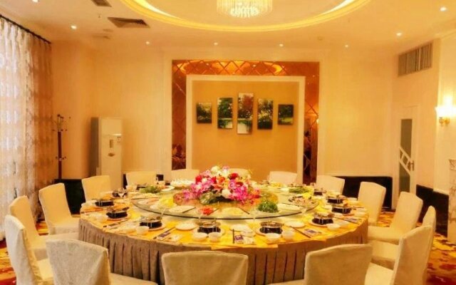 Cuifeng Hotel