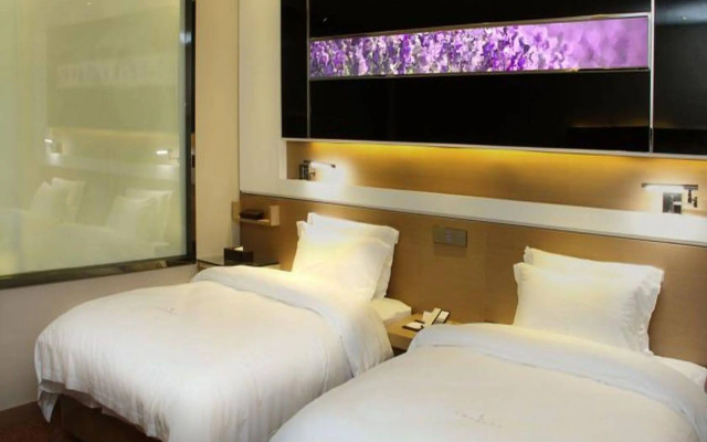 Lavande Hotel Zhuhai Gongbei Port Branch
