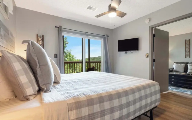 Black Bear Lodge - 1 Mile From Silver Dollar City