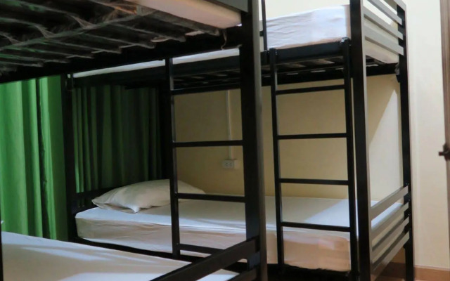 Red Lips Hostel