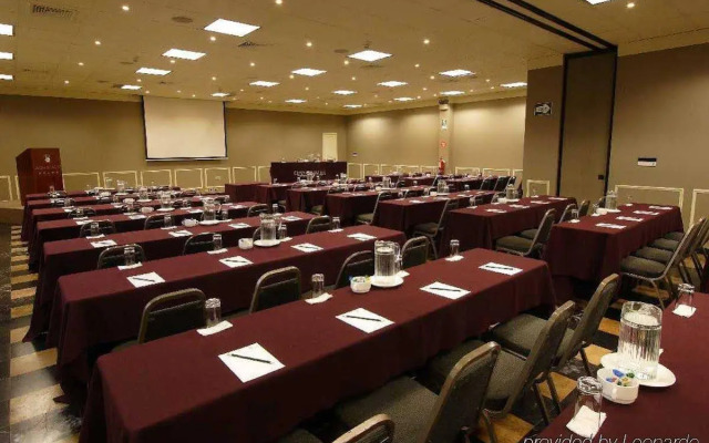 Radisson Hotel Plaza del Bosque