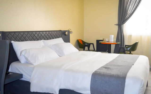 Dana Hotel