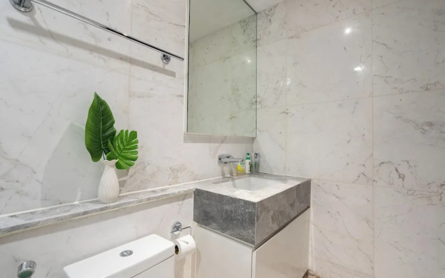 Luxury D1 Mension Condotel