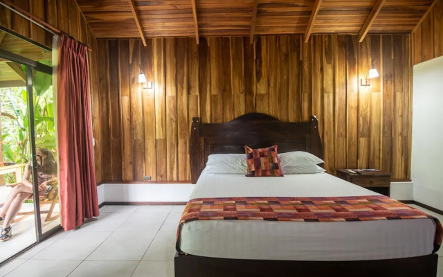 Arenal History Inn
