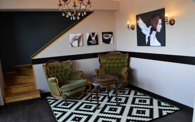 Jn Boutique Apartments