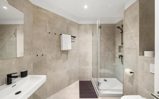 Boutique Space VIE #4o4 (The Presidential Suite)