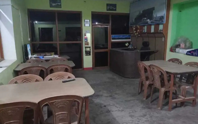 Goroomgo Ananda Homestay Kausani