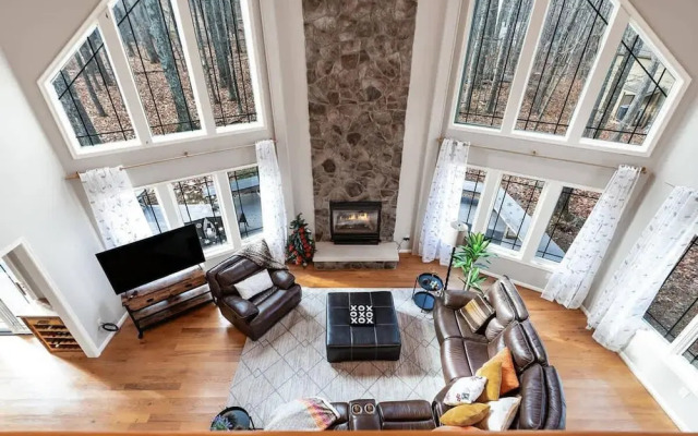 Wintergreen Ridge Retreat - Family Home