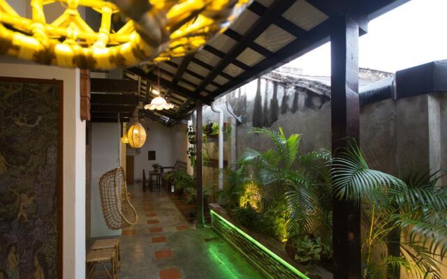 Palm Mansion Boutique Suites by Moxy