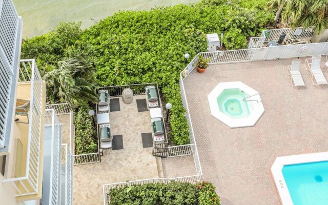 Lovers Key Beach Club 604