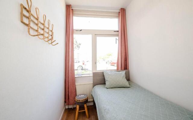 Amsterdam Beach Apartment 1, Private Garden