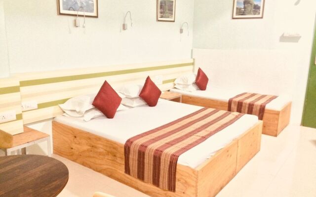 Hotel Shubham Vile Parle