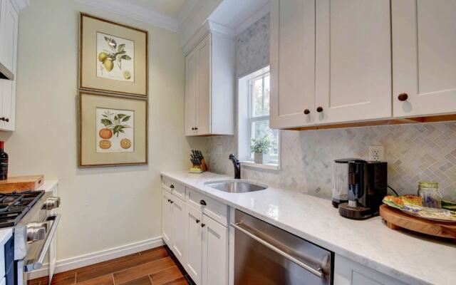 Grandview Heights Vacation Homes – Pink House