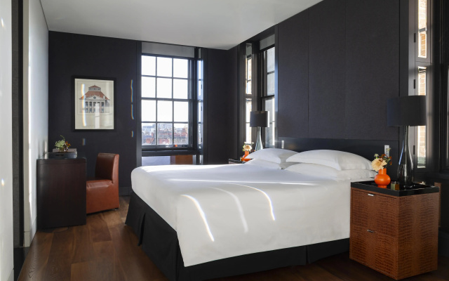Grosvenor House Suites