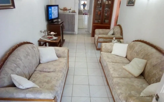 Villa Angela, Traditional house in the village