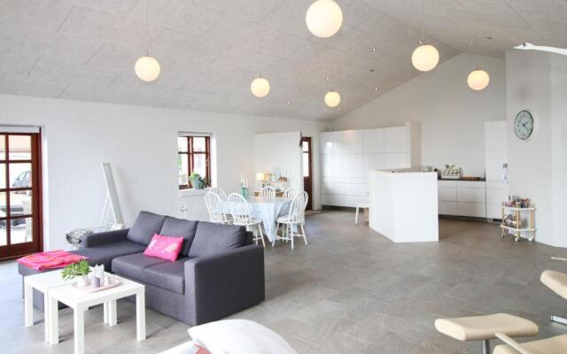 Sellebjerg Apartment