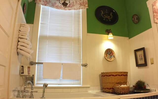 Thornton House Bed and Breakfast