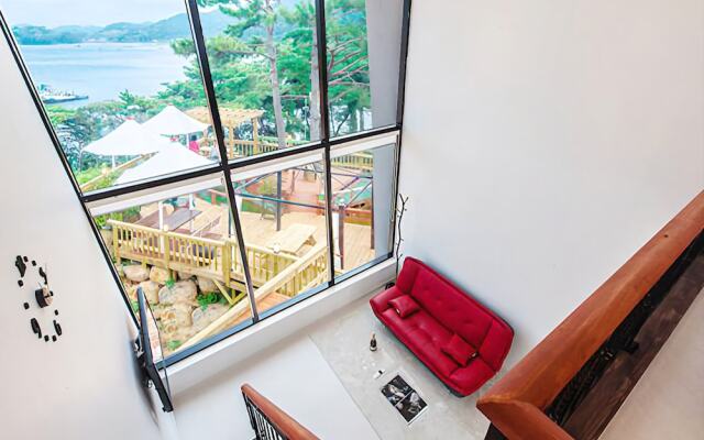 Tongyeong Mari Joa Pension