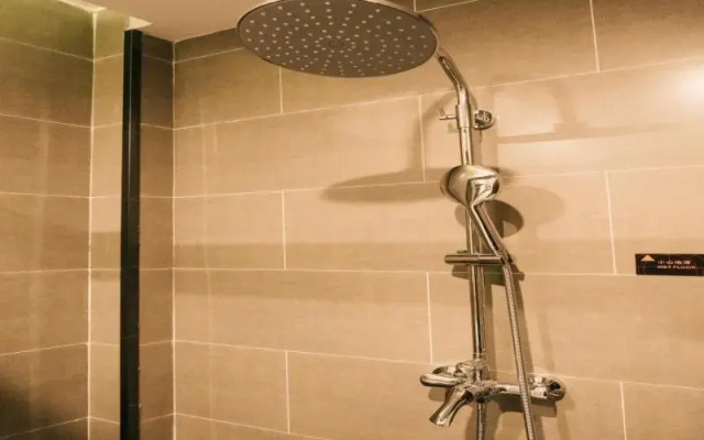 Gem Zibo City Jingkai District Zibo Vocational Col