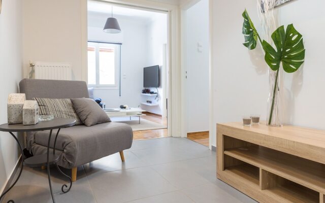 Newly Renovated Stylish Urban Flat