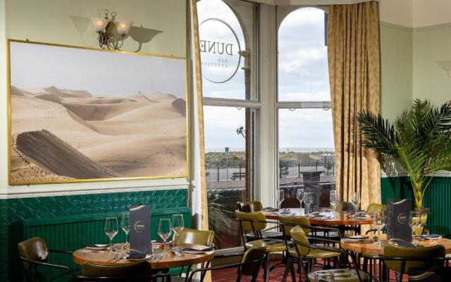 The Palm Court Hotel