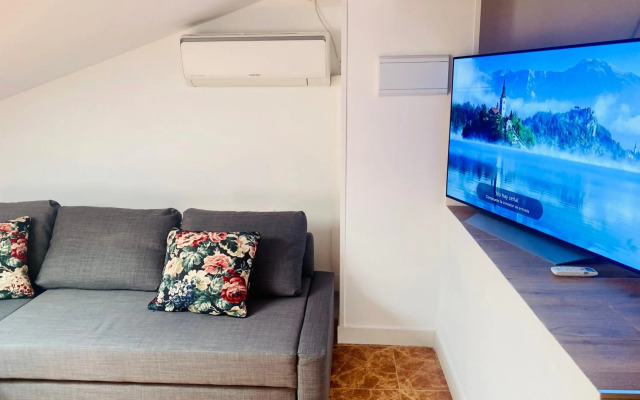 Apartamento Turistico Atico La Taberna